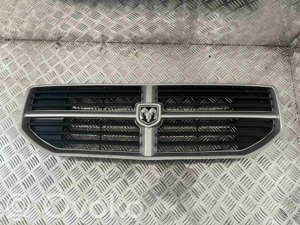 Dodge Caliber Griglia superiore del radiatore paraurti anteriore 