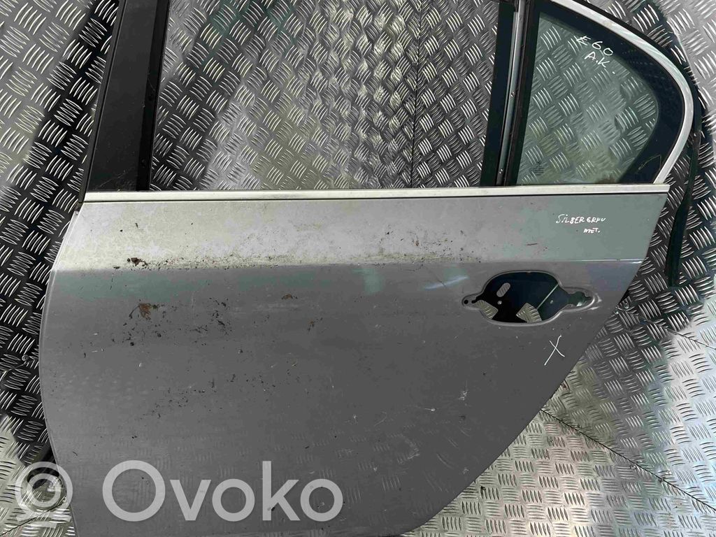 BMW 5 E60 E61 Galinės durys 