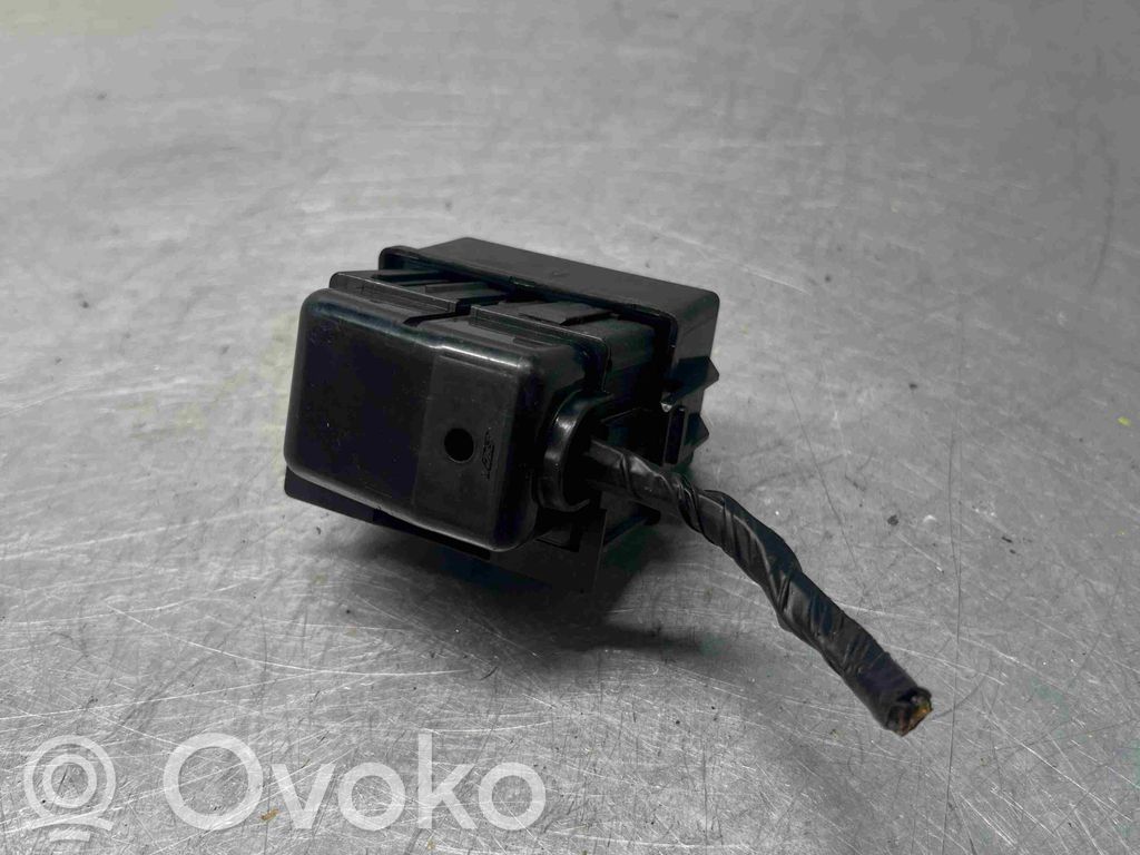 Volvo XC90 Fuse module 