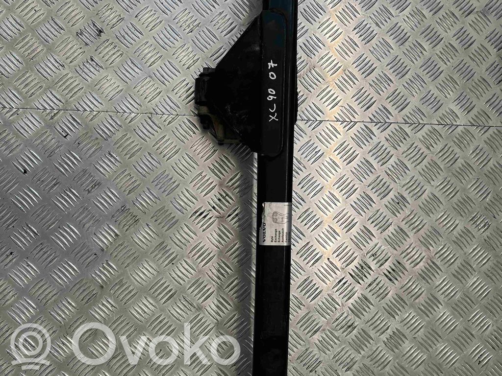 Volvo XC90 Engine mounting bracket 