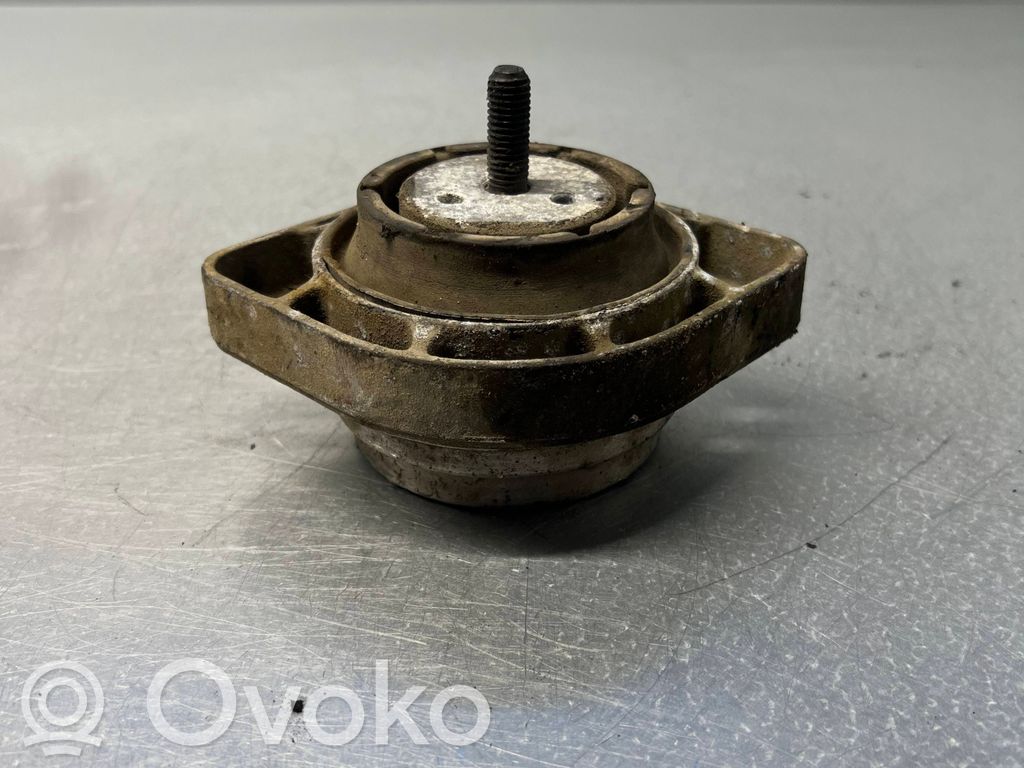 BMW X3 E83 Engine mount bracket 