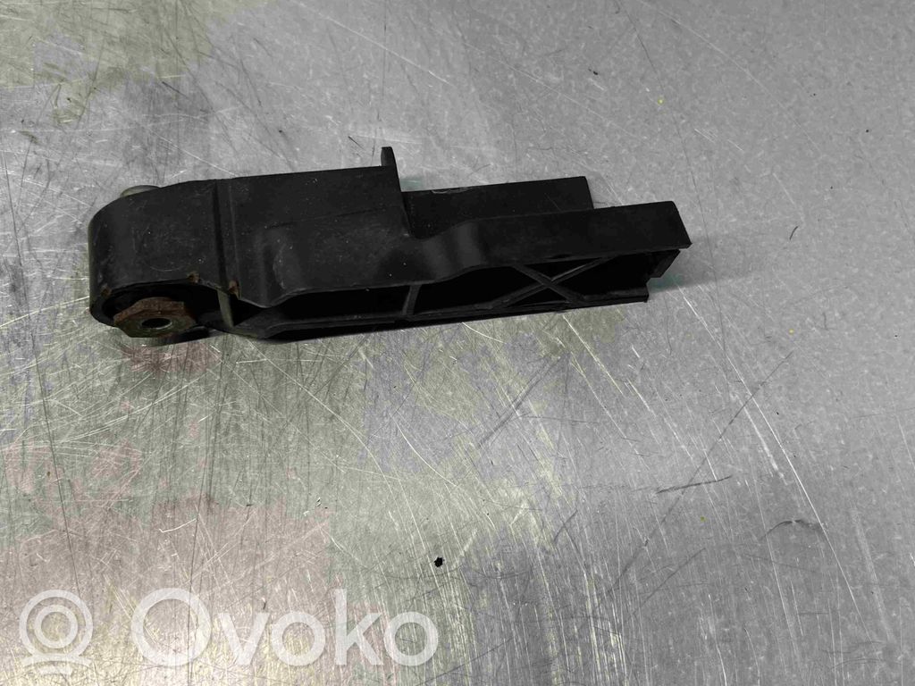 Audi A6 S6 C6 4F Front bumper mounting bracket 