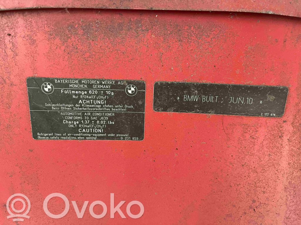 BMW 3 E90 E91 Dzinēja pārsegs (vāks) 