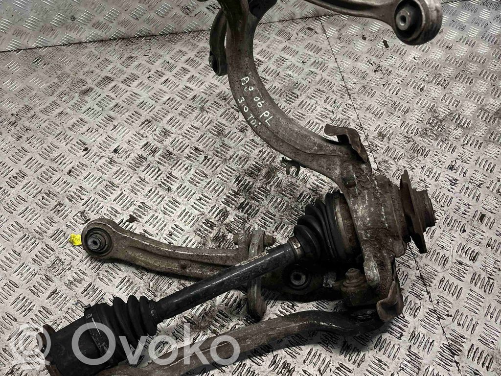 Audi A8 S8 D3 4E Fuzetă butuc roată față 
