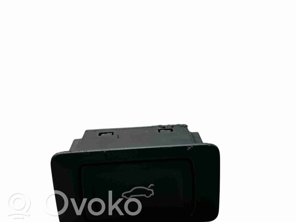 Audi A4 Allroad B8 Tailgate/boot open switch button 