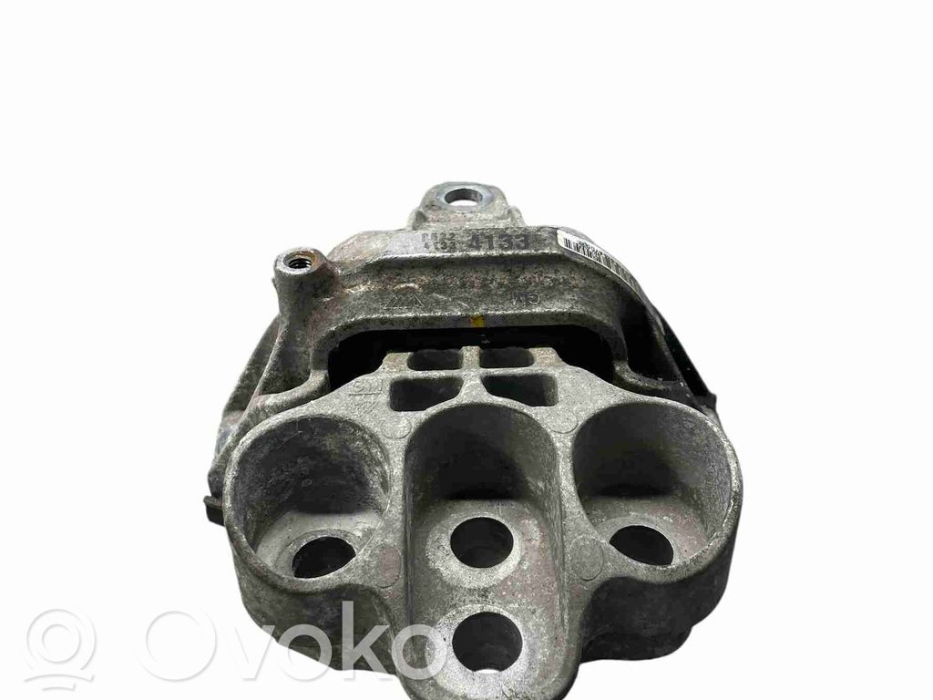 Opel Mokka Engine mount bracket 