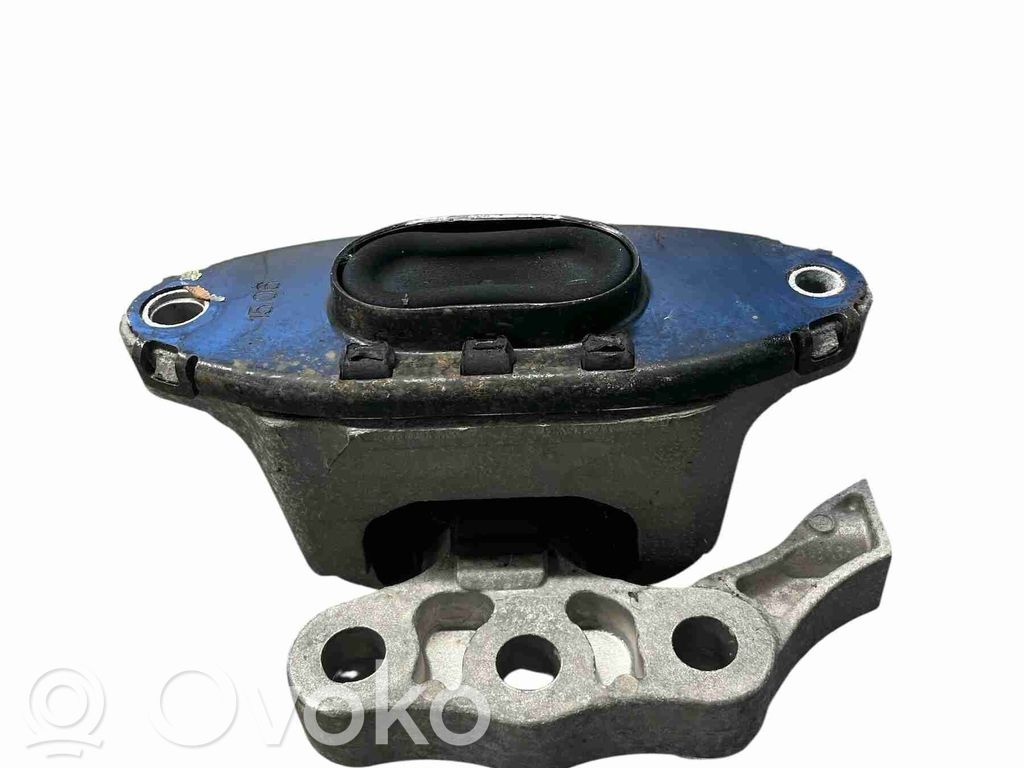 Opel Mokka Engine mount bracket 