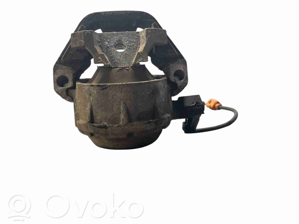 Audi A6 Allroad C7 Engine mount bracket 