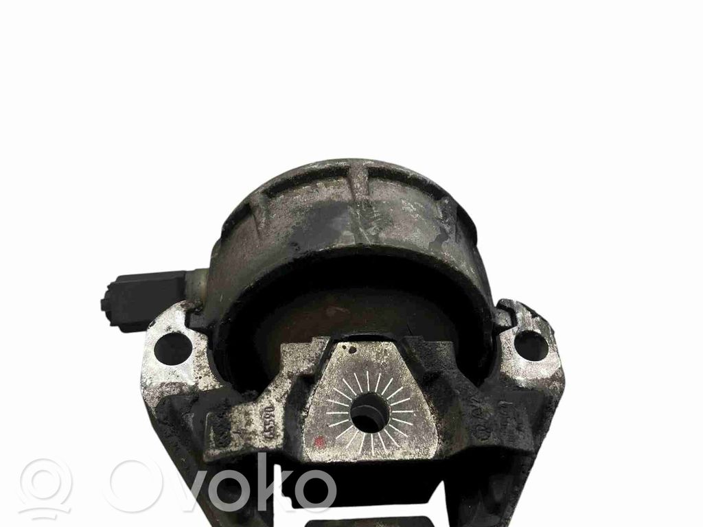 Audi A6 Allroad C7 Engine mount bracket 