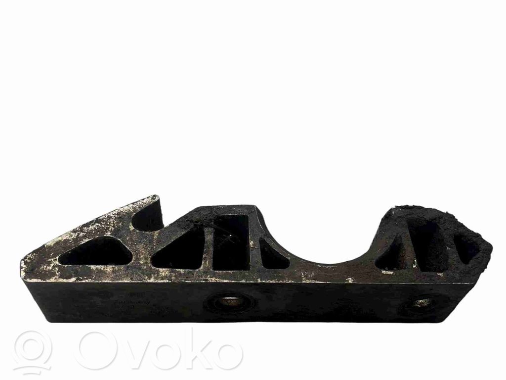 Volkswagen Touareg I Sway bar bush bracket, front 