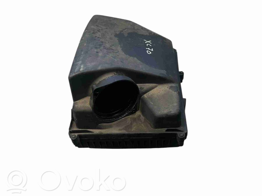 Volvo XC70 Air filter box 