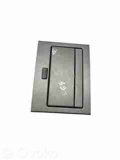 BMW 7 E65 E66 Luz del asiento trasero 