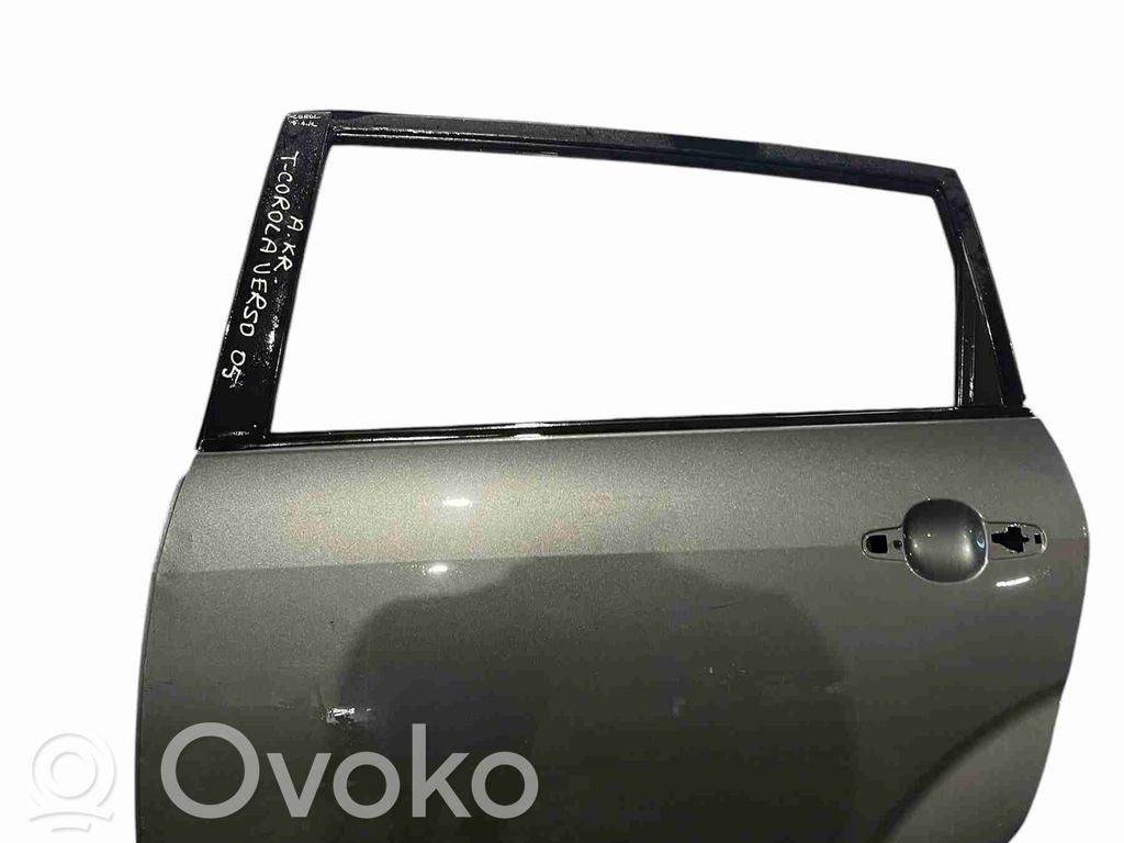 Toyota Corolla Verso AR10 Puerta trasera 