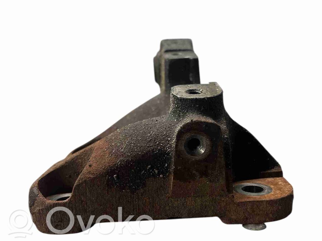 Volvo V60 Driveshaft support bearing bracket 