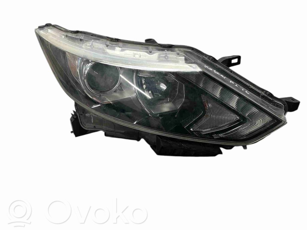 Nissan Qashqai+2 Scheinwerfer 