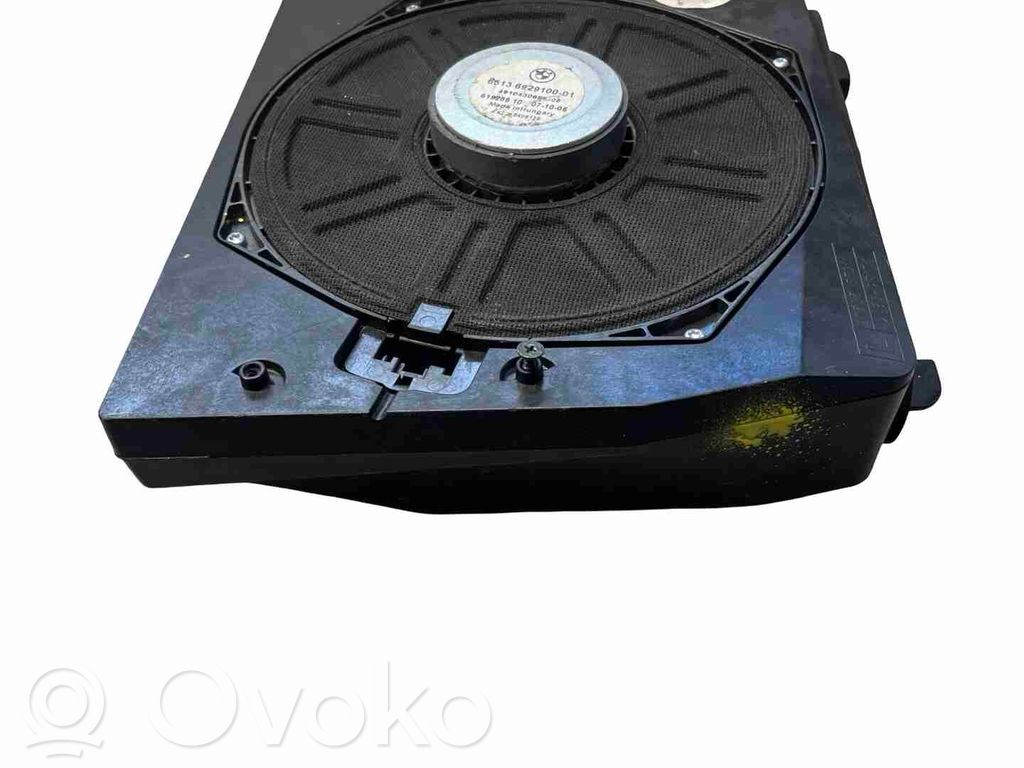 BMW X3 E83 Altavoz subwoofer 