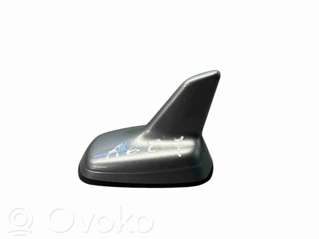 Audi A6 C7 GPS-pystyantenni 