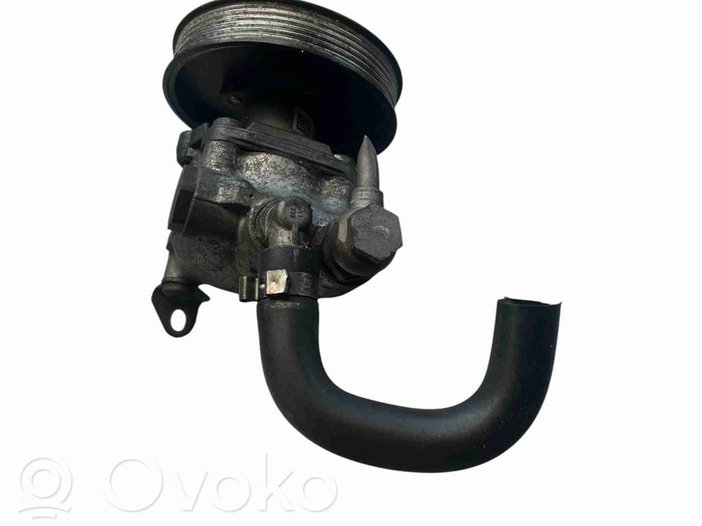 BMW X3 E83 Power steering pump 