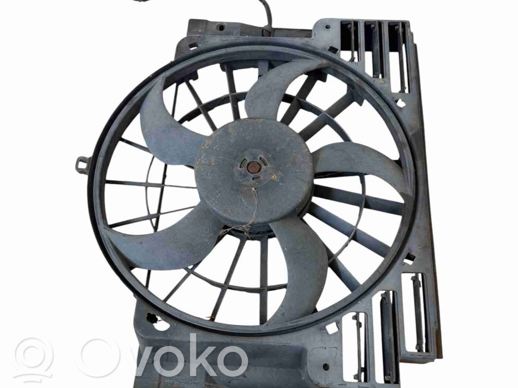 BMW X5 E53 Elektrisks radiatoru ventilators 