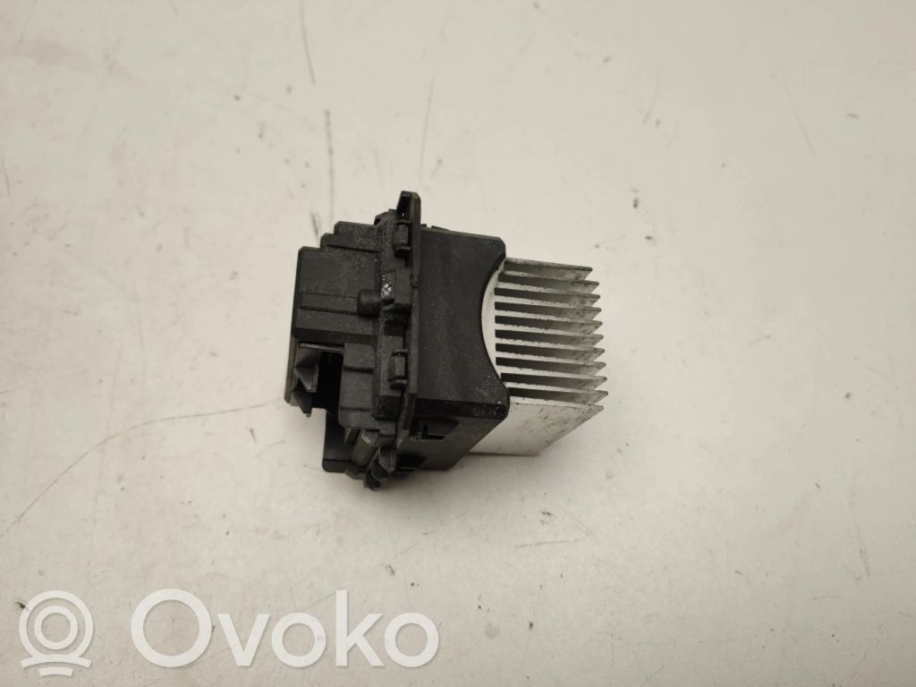 Peugeot 2008 I Rezystor / Opornik dmuchawy nawiewu 