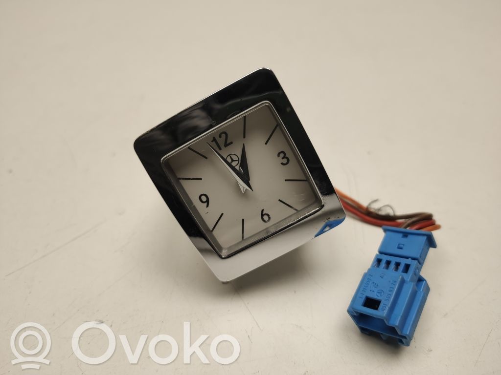 Mercedes-Benz E W212 Reloj 