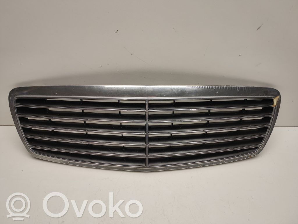 Mercedes-Benz E W211 Front grill 