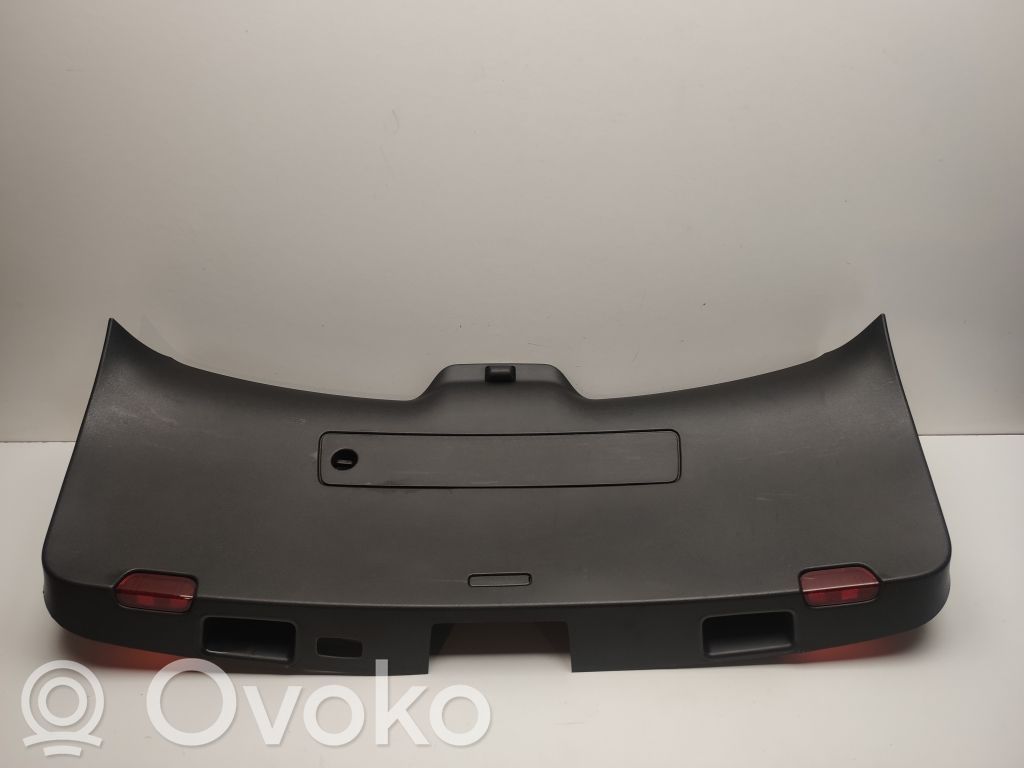 Porsche Macan (95B) Tailgate trim 