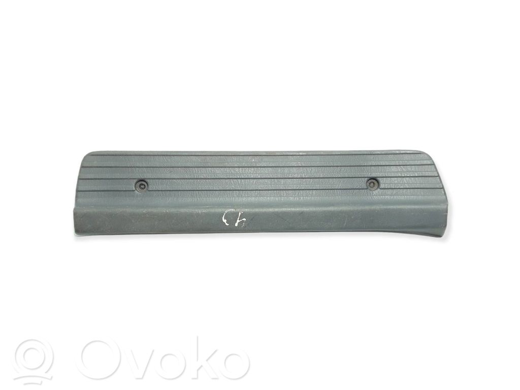 Toyota Land Cruiser (HDJ90) Front sill trim cover 