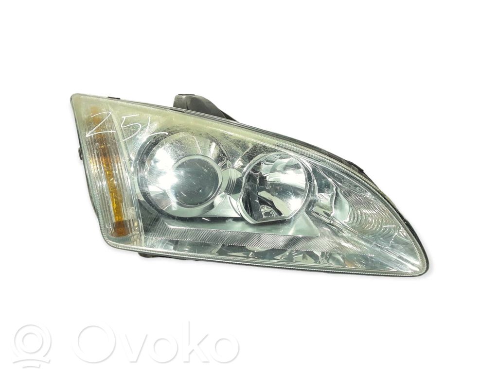 Ford Focus Phare frontale 