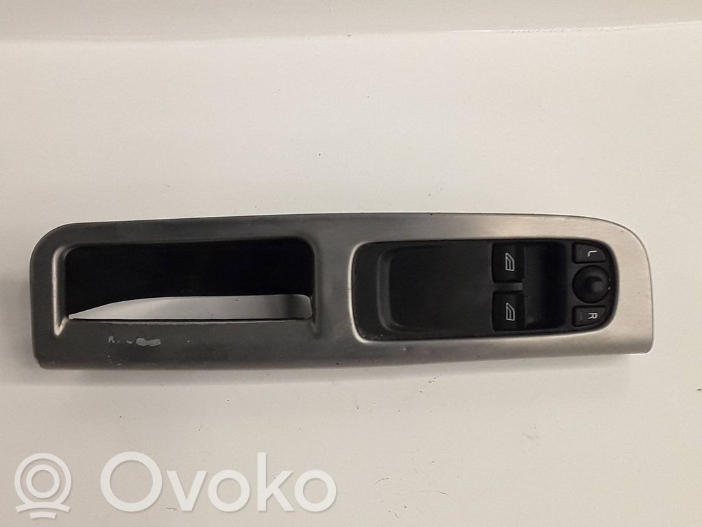 Electric window control switch   30710783,03451750