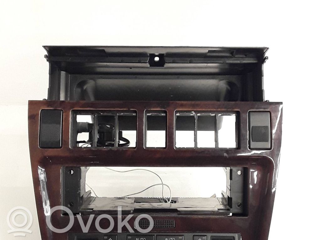 Audi A8 S8 D2 4D Otros repuestos del interior 