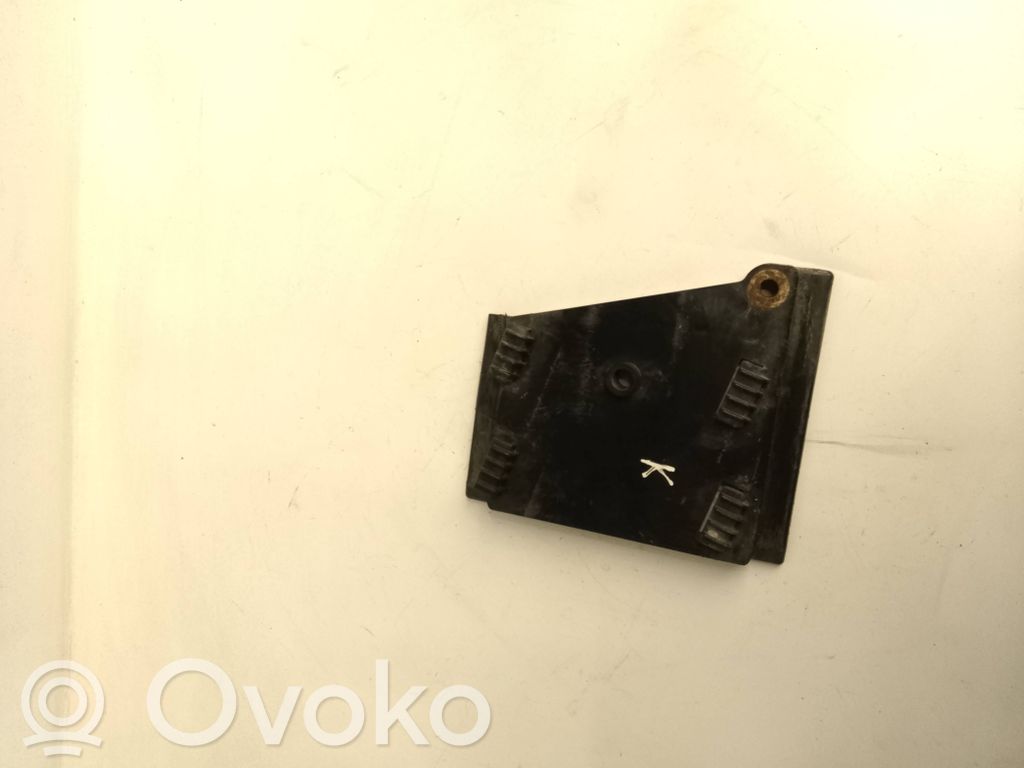 Bumper support mounting bracket corner   4D0807253