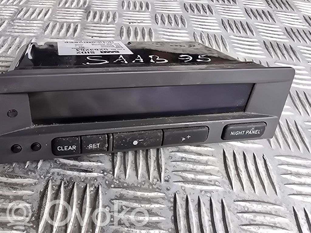Saab 9-5 Screen/display/small screen 