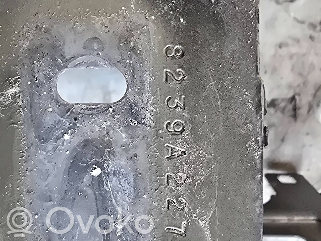 Módulo de fusible   8239A2278