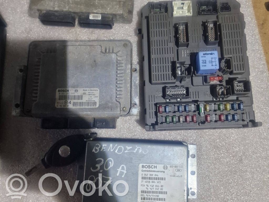 Peugeot 807 Engine ECU kit and lock set 