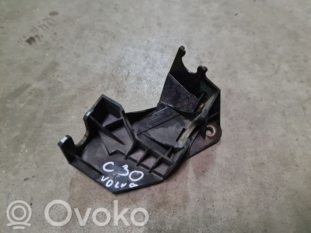 Gear shift cable bracket   30681386