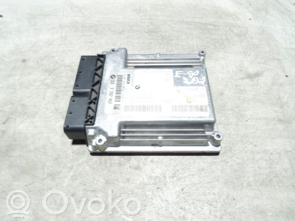 Moottorin ohjainlaite/moduuli   0281012334,7797497