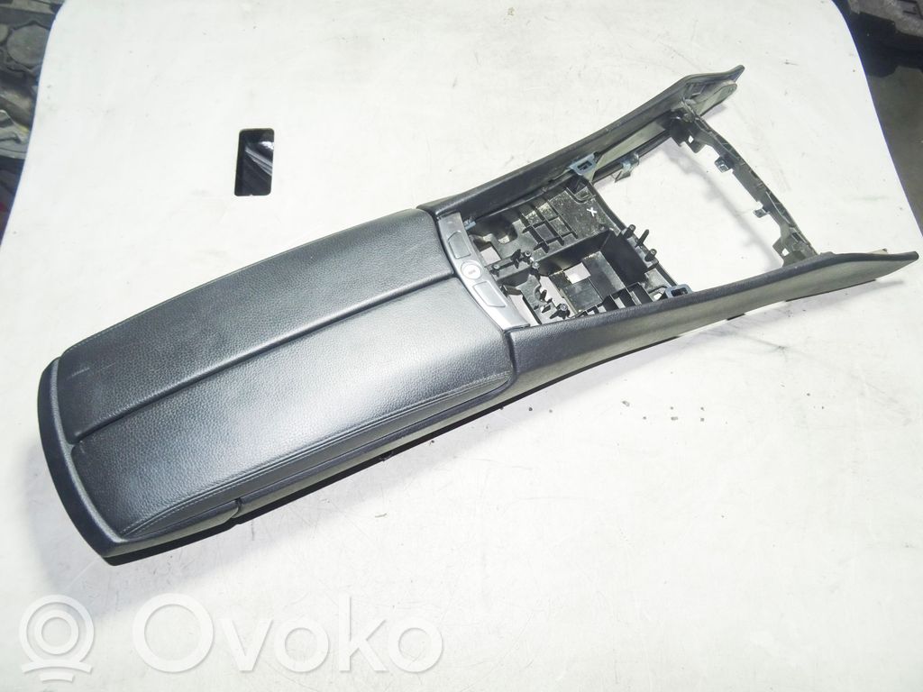 BMW 5 GT F07 Keskikonsoli 