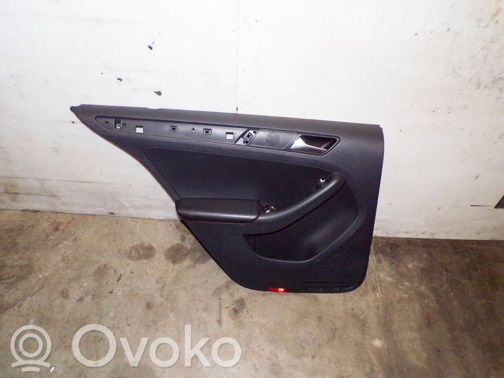Volkswagen Jetta VI Panou interior ușă spate 