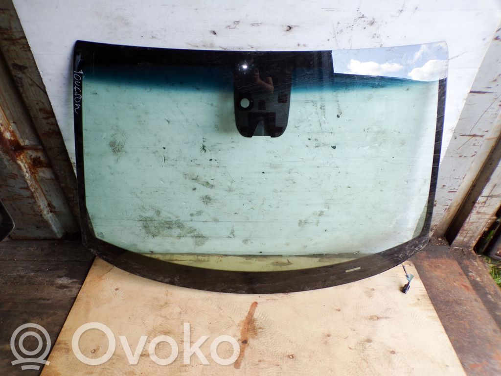 Hyundai Tucson TL Front windscreen/windshield window 