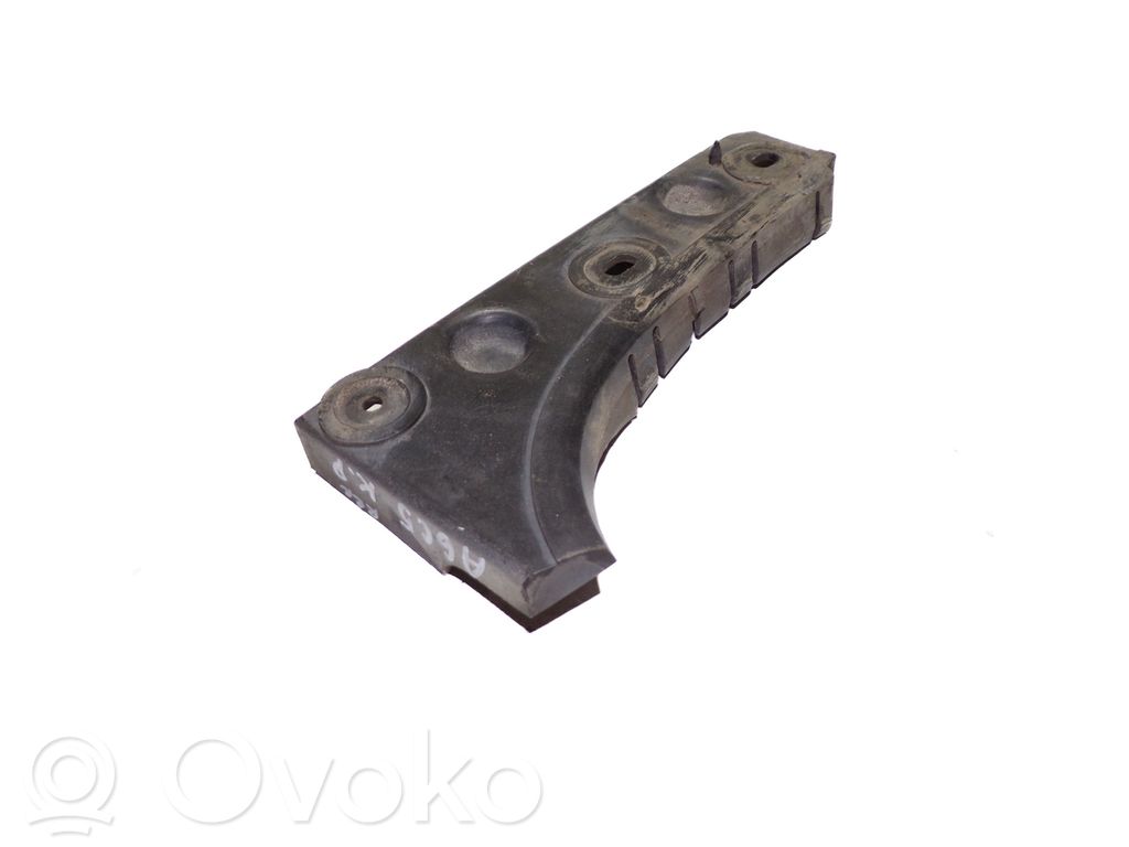 Audi A6 S6 C5 4B Front bumper mounting bracket 