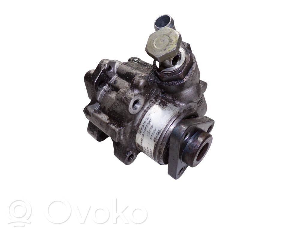 Audi A6 S6 C5 4B Ohjaustehostimen pumppu 