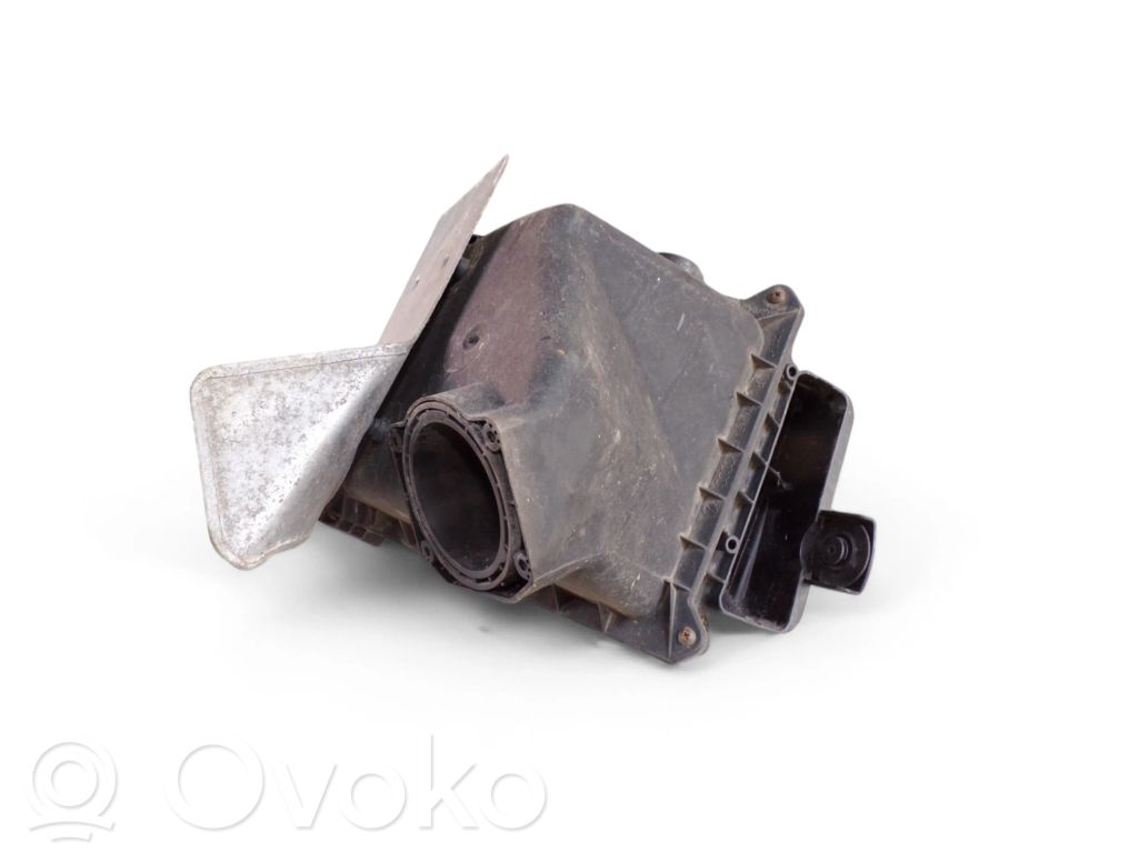 Audi A4 S4 B7 8E 8H Obudowa filtra powietrza 