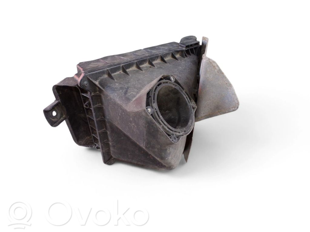 Audi A4 S4 B6 8E 8H Obudowa filtra powietrza 