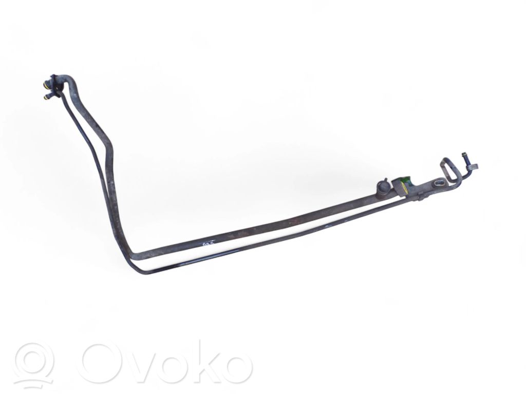 Ilmastointilaitteen putki (A/C)   3545575