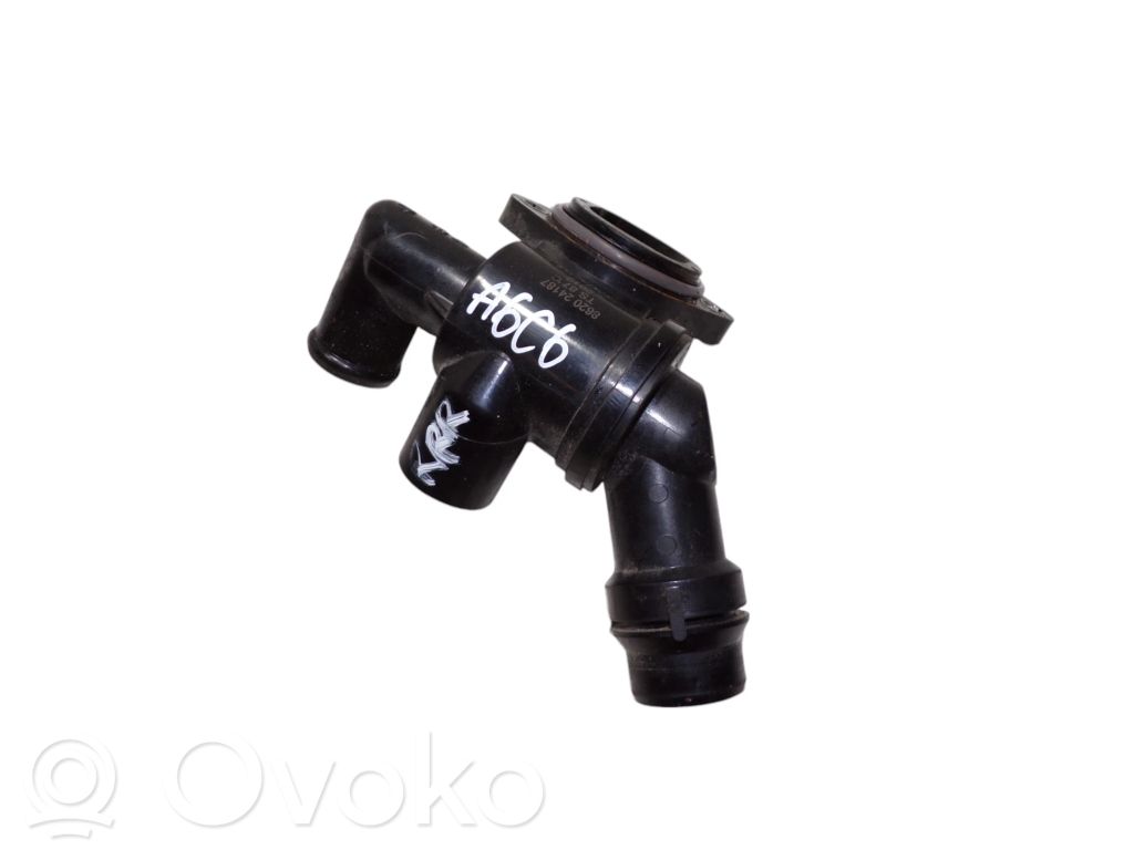Audi A6 S6 C6 4F Obudowa termostatu 