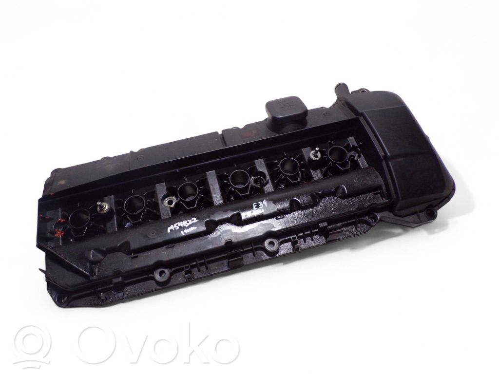 BMW 5 E39 Rocker cam cover 