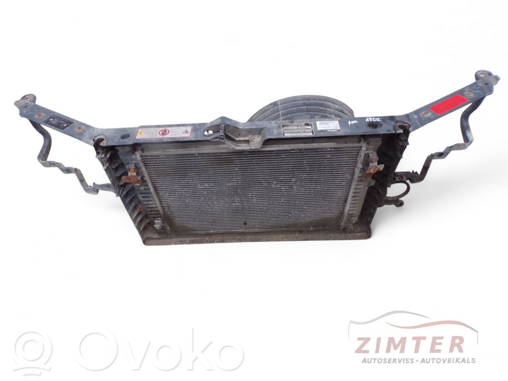 Audi A8 S8 D2 4D Radiatoru panelis 