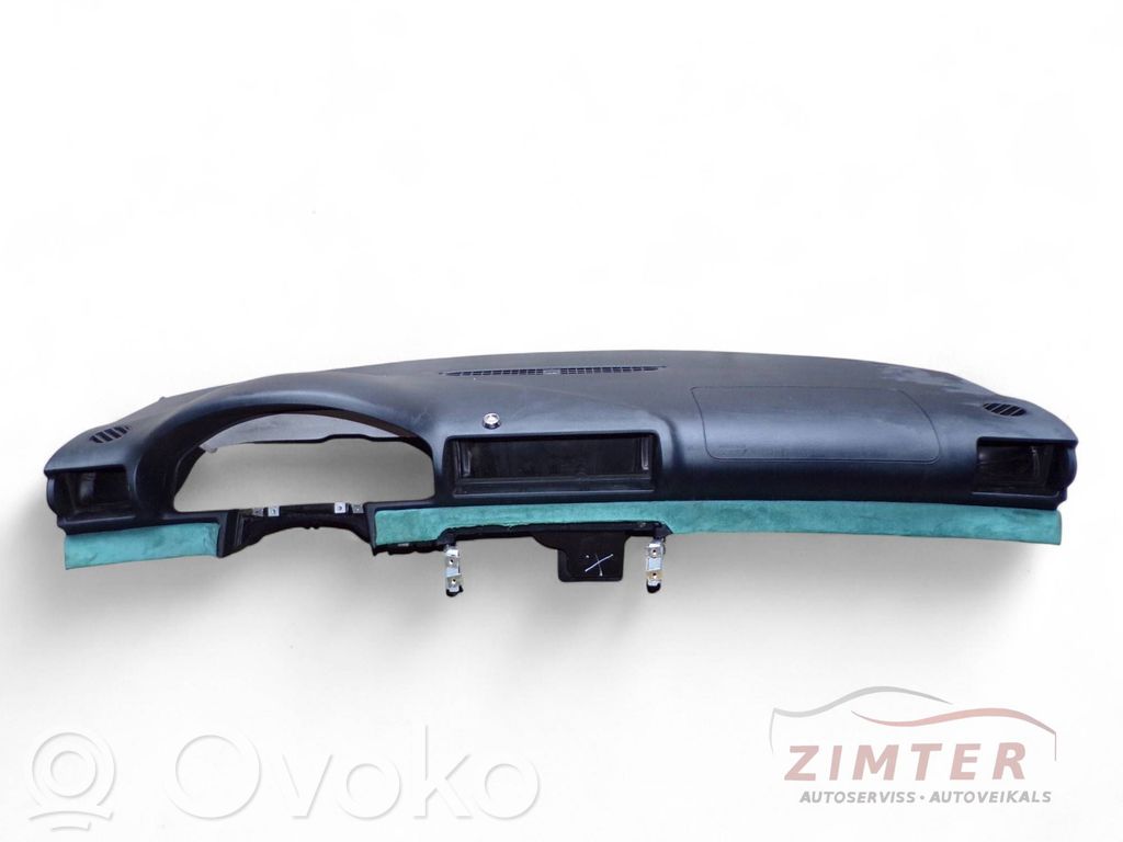 Audi A4 S4 B5 8D Panelė 
