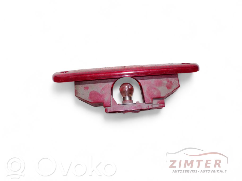 Toyota Proace Third/center stoplight 